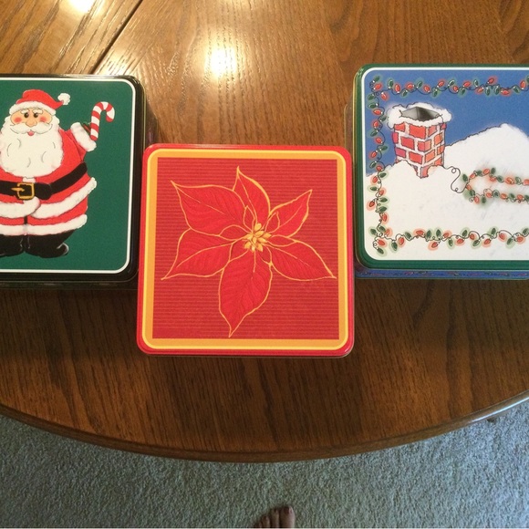 Set of 3 Decorative Christmas tins - Picture 2 of 6